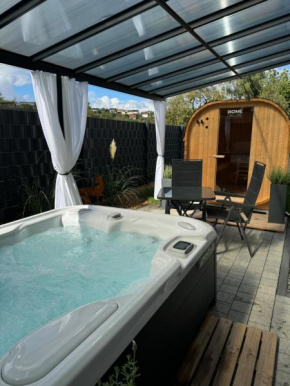 Spa Cottage Serenity Chalet